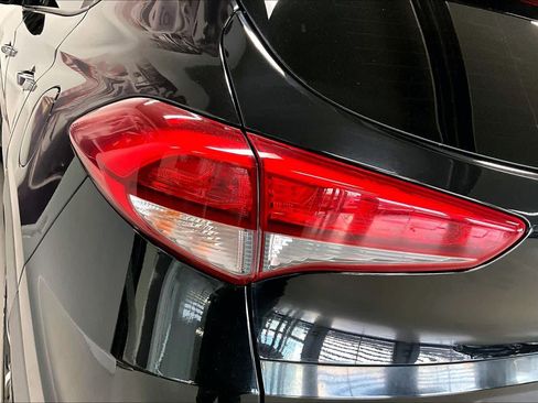 Used 2017 Hyundai Tucson Limited w/ Cargo Package image 29