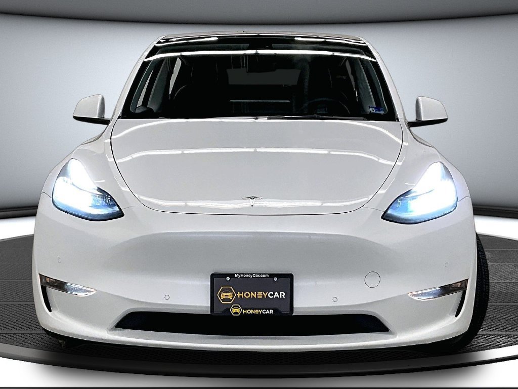 Used 2021 Tesla Model Y Long Range AWD/4WD image 2