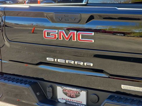 Used 2023 GMC Sierra 1500 Elevation image 11
