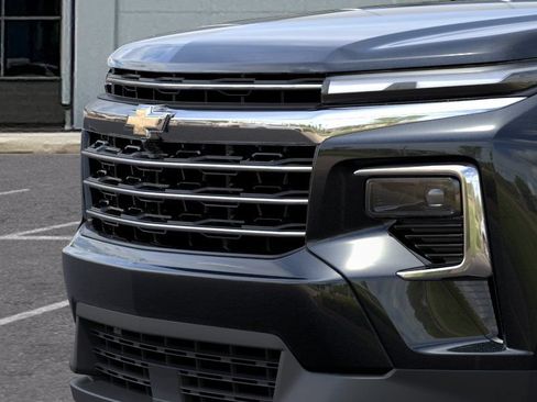 New 2027 Chevrolet Traverse LT w/ Driver Confidence Package FWD image 13