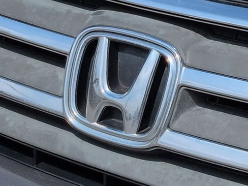Used 2012 Honda Odyssey Touring Elite image 11