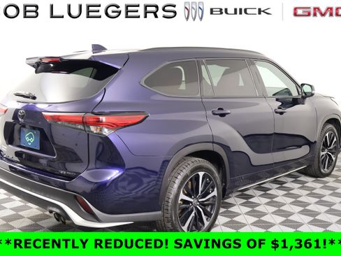 Used 2021 Toyota Highlander XSE AWD/4WD image 5