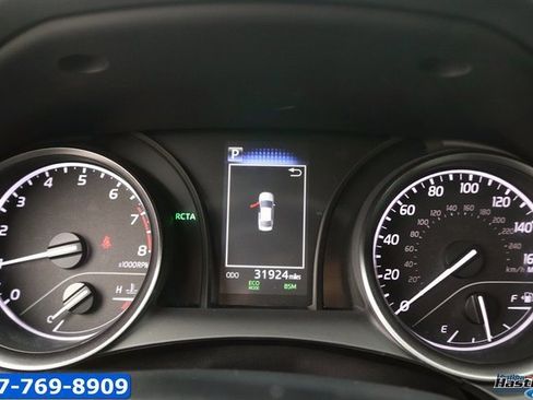 Used 2024 Toyota Camry SE w/ Convenience Package image 16