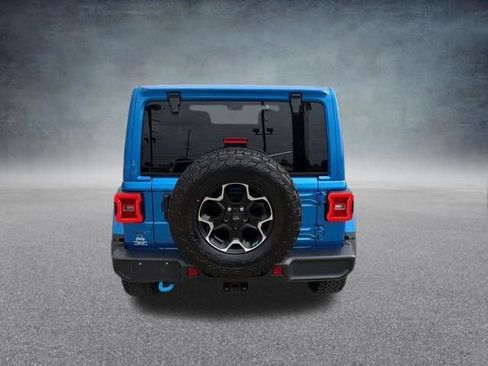 Used 2022 Jeep Wrangler Unlimited Rubicon 4xe w/ Cold Weather Group AWD/4WD image 9