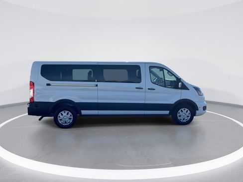 Used 2024 Ford Transit 350 XLT RWD image 9