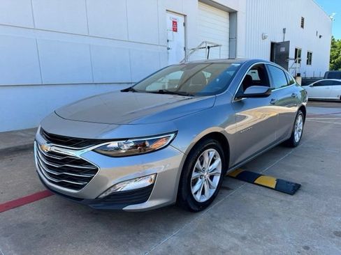Used 2024 Chevrolet Malibu LT FWD image 1