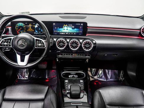 Used 2022 Mercedes-Benz A 220 image 5