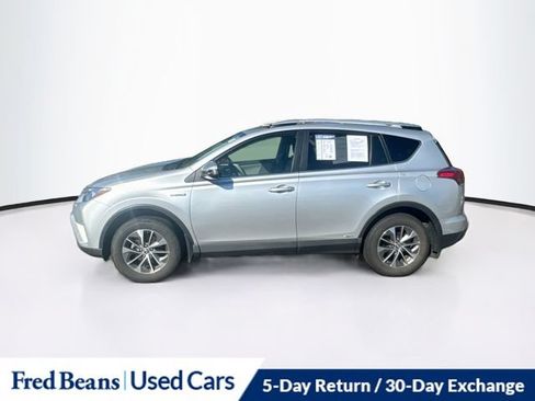Used 2016 Toyota RAV4 XLE w/ Convenience Package AWD/4WD image 5