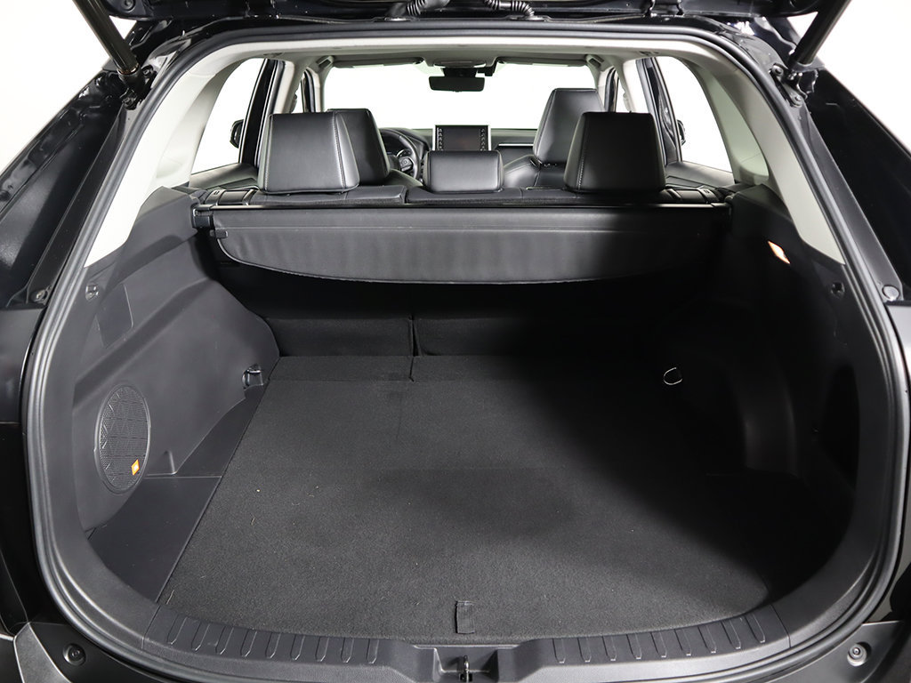 Used 2021 Toyota RAV4 XLE Premium AWD/4WD image 19