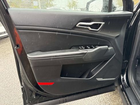 Used 2024 Kia Sportage EX image 22