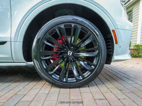 Used 2023 Bentley Bentayga Speed AWD/4WD image 69