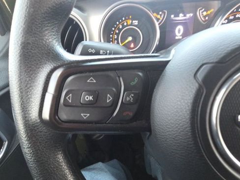 Used 2022 Jeep Gladiator Sport image 30