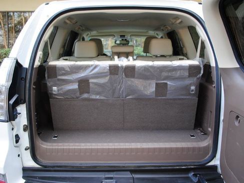 Used 2016 Lexus GX 460 Luxury image 39