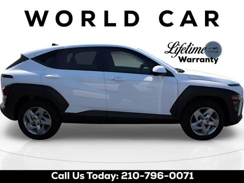 New 2026 Hyundai Kona SE FWD image 8