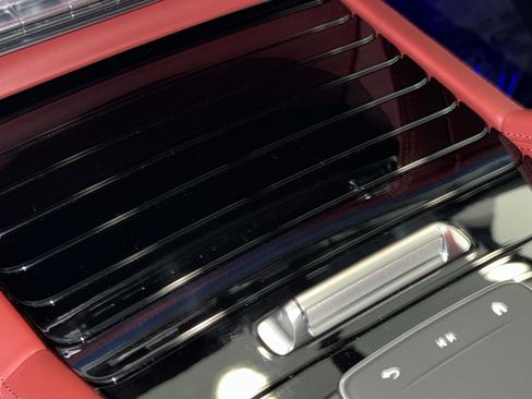 New 2026 Mercedes-Benz GLS 63 AMG 4MATIC image 40