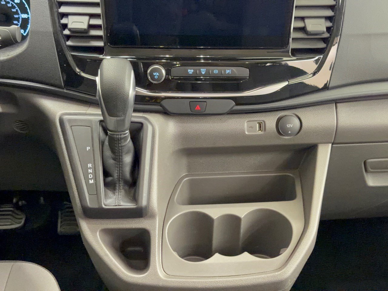 Used 2025 Ford Transit 350 XLT RWD image 22