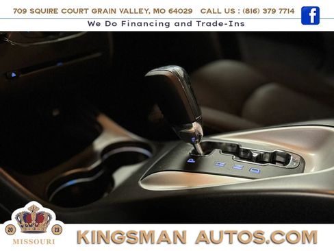 Used 2017 Dodge Journey SXT w/ Comfort/Convenience Group FWD image 18