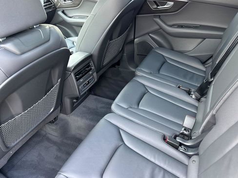 Certified 2026 Audi Q7 2.0T Premium Plus w/ Convenience Plus Package AWD/4WD image 12