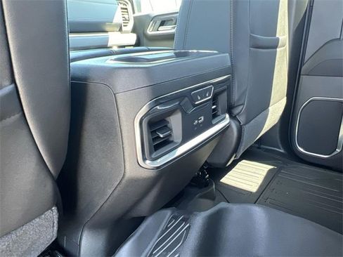 New 2026 GMC Sierra 1500 SLT w/ SLT Premium Plus Package image 28