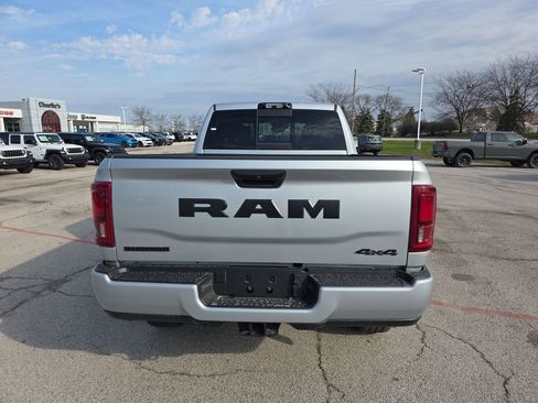 New 2026 RAM 2500 Big Horn AWD/4WD image 5