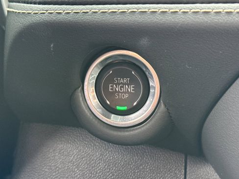 Used 2025 Chevrolet Tahoe Premier image 30