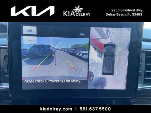 Used 2020 Ford Explorer Limited image 21