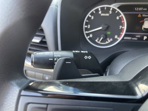 Used 2021 Nissan Rogue SV image 20