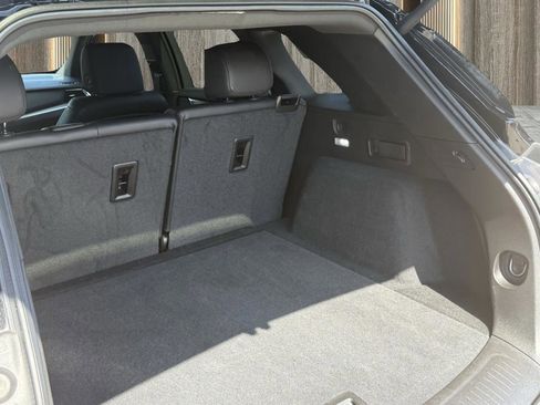 Used 2023 Cadillac XT5 Luxury image 16