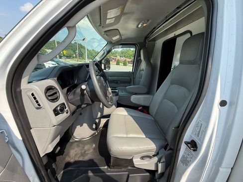 Used 2024 Ford E-350 and Econoline 350 Super Duty w/ Power Windows & Locks Group RWD image 21
