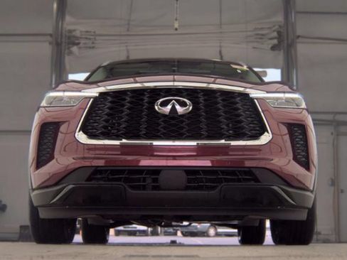 Used 2023 INFINITI QX60 Luxe w/ Performance Audio Package AWD/4WD image 4