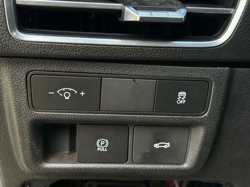Used 2025 Hyundai Sonata SEL FWD image 20