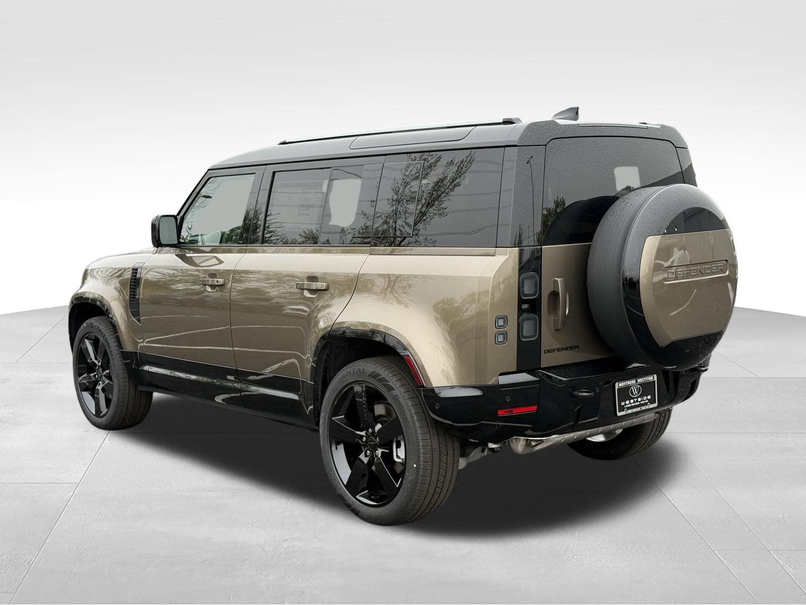 New 2026 Land Rover Defender 110 X-Dynamic SE AWD/4WD image 3