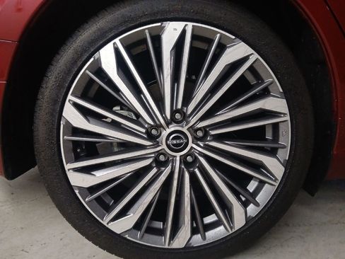 Certified 2024 Nissan Altima 2.5 SL image 21