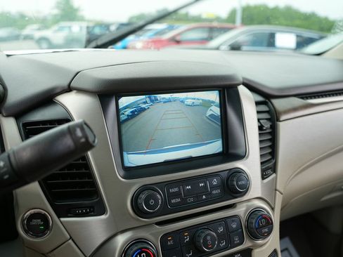 Used 2019 GMC Yukon Denali w/ Open Road Package RWD image 14