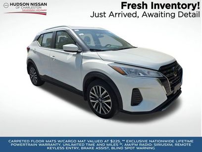 Used 2021 Nissan Kicks SV