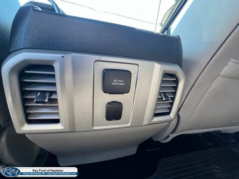Used 2015 Ford F150 Lariat AWD/4WD image 31