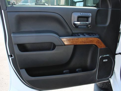 Used 2019 Chevrolet Silverado 3500 High Country w/ Duramax Plus Package AWD/4WD image 23