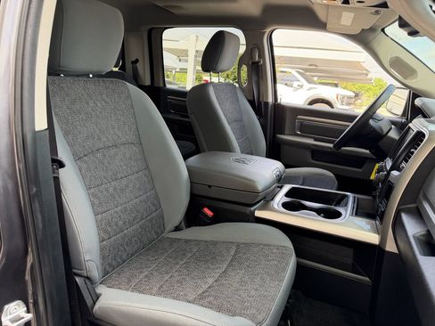 Used 2017 RAM 1500 Lone Star AWD/4WD image 27