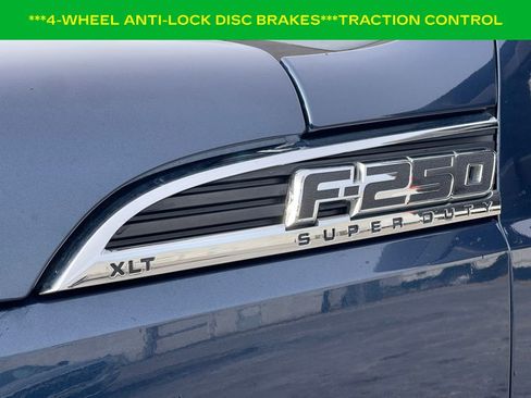 Used 2015 Ford F250 XLT w/ FX4 Off-Road Package image 11