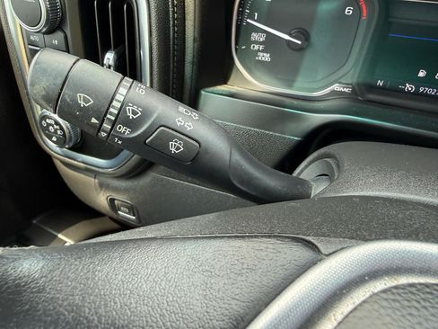 Used 2021 GMC Sierra 1500 SLT AWD/4WD image 26