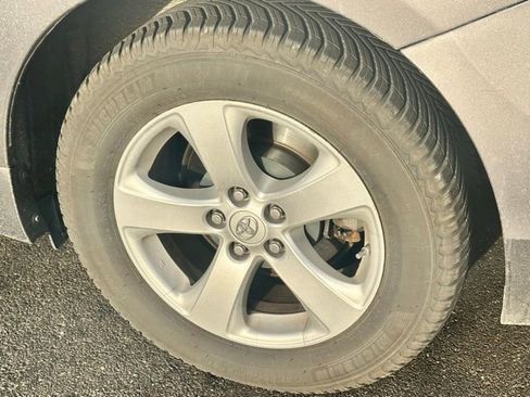 Used 2015 Toyota Sienna LE image 5