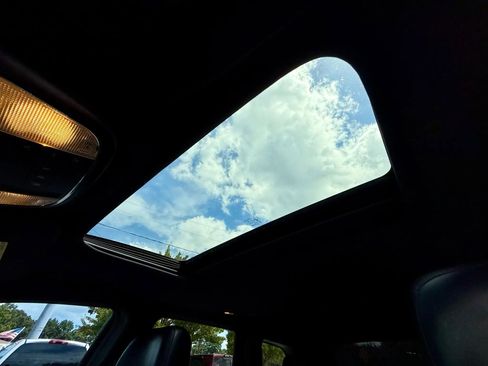 Used 2015 Jeep Grand Cherokee Altitude image 16