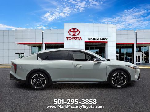 Used 2025 Kia K4 GT-Line w/ GT-Line Sunroof Package FWD image 6