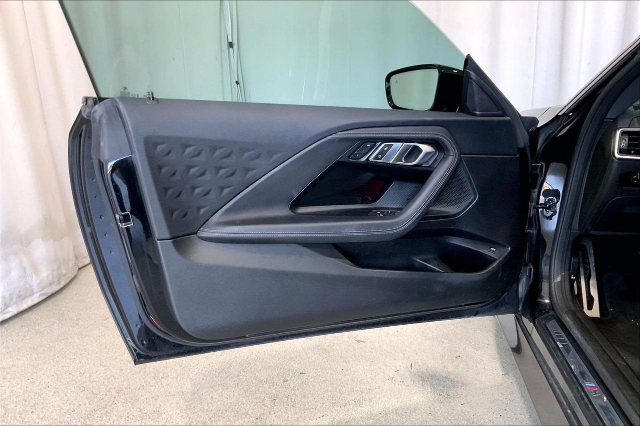 Used 2022 BMW 230i Coupe w/ M Sport Package RWD image 21