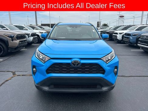 Used 2021 Toyota RAV4 XLE Premium FWD image 23