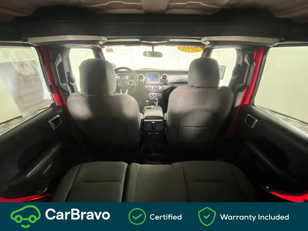 Used 2018 Jeep Wrangler Unlimited Sahara AWD/4WD image 8