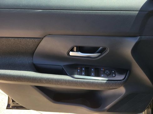 New 2026 Nissan Kicks SV w/ SV Premium Package FWD image 16