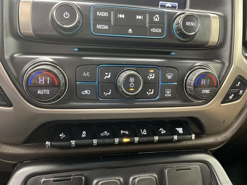 Used 2019 GMC Sierra 2500 Denali w/ Duramax Plus Package image 21