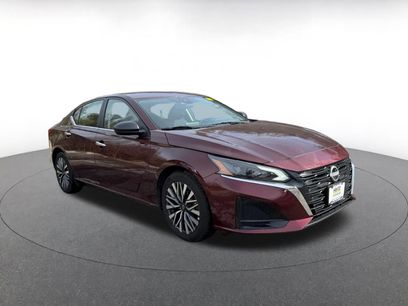 Used 2025 Nissan Altima 2.5 SV