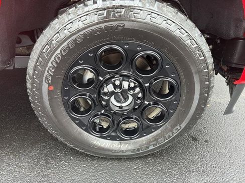 Certified 2025 Ford F350 Lariat w/ Black Appearance Package image 11